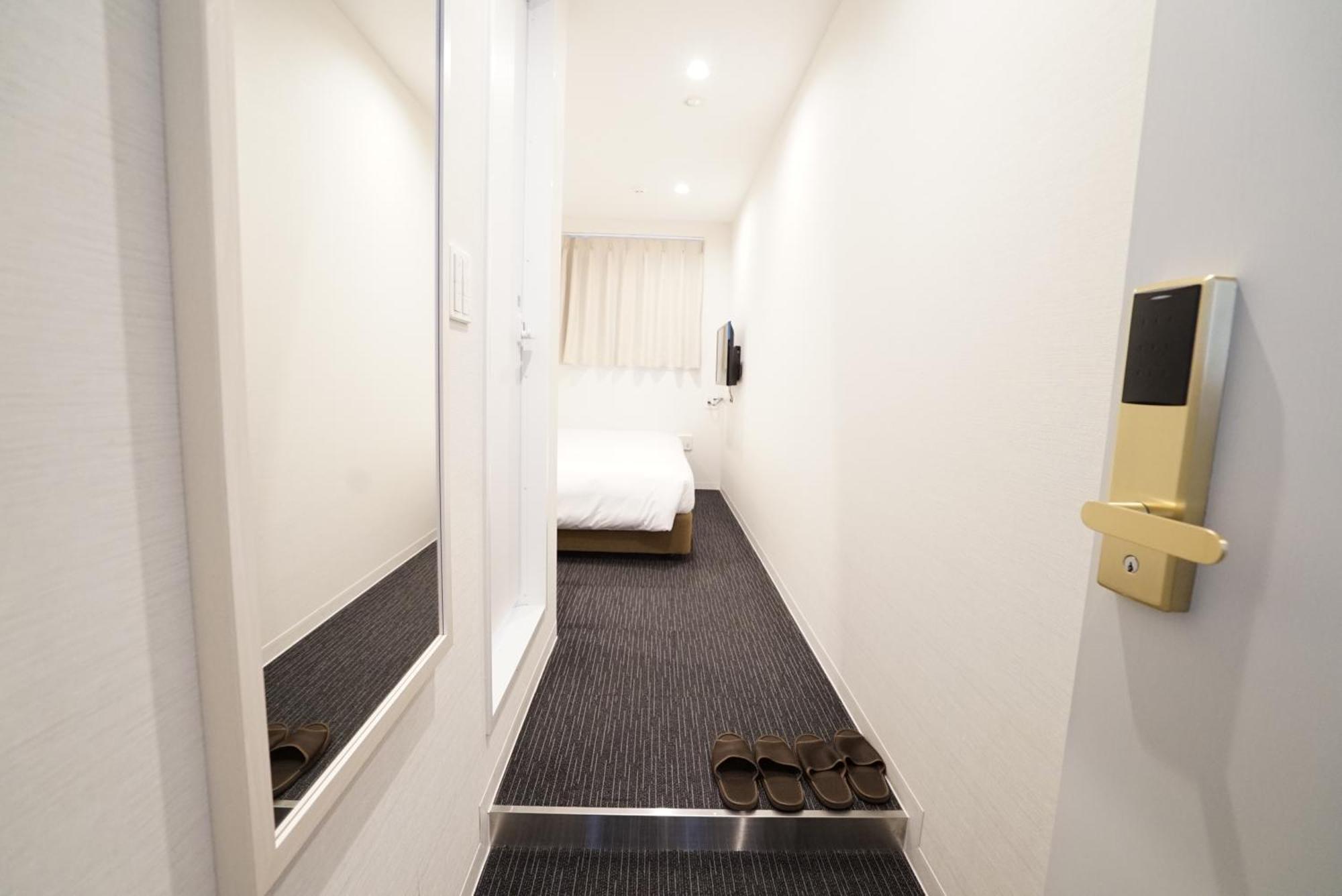 Cvs Bay Hotel New Building Urayasu Екстериор снимка