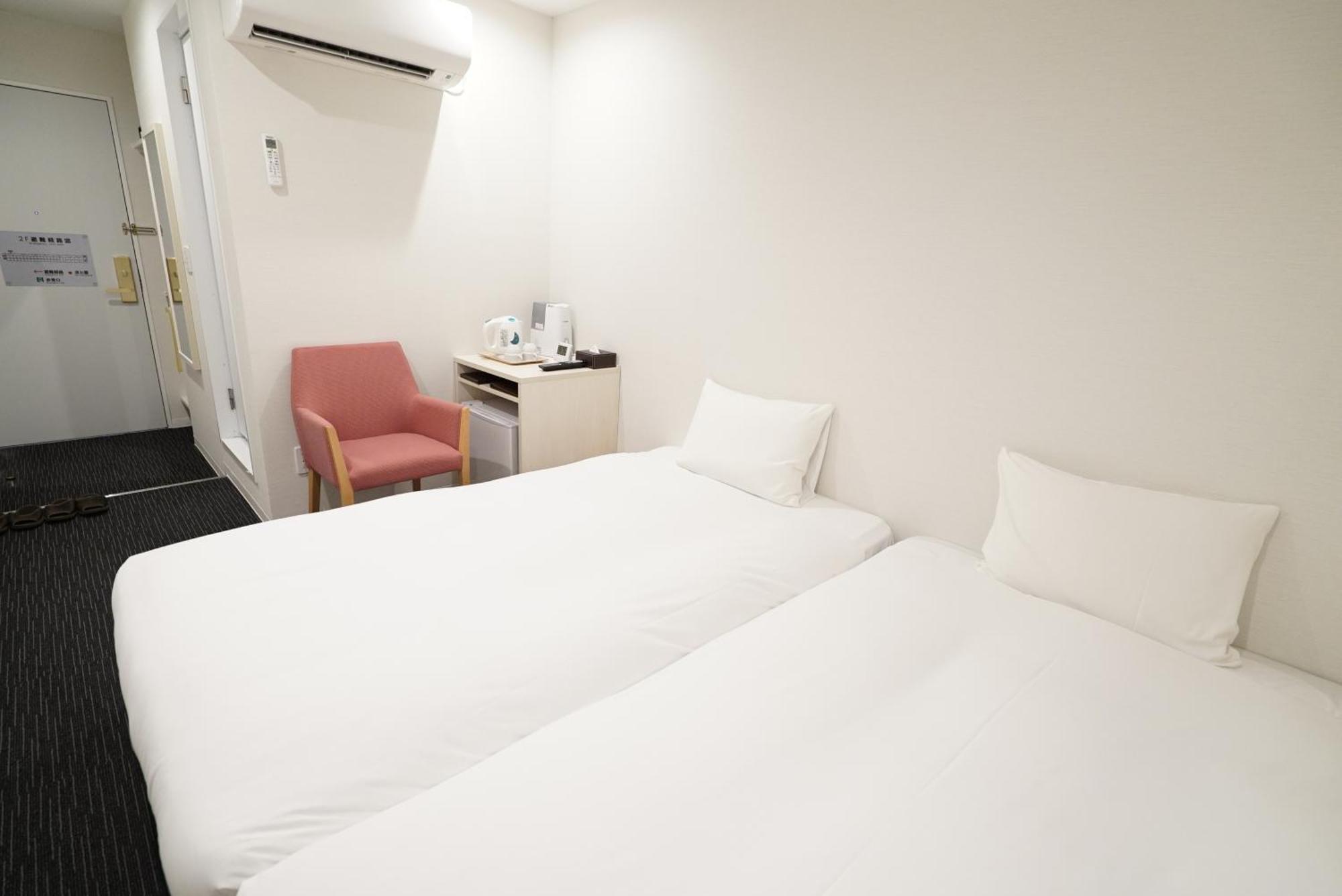 Cvs Bay Hotel New Building Urayasu Екстериор снимка